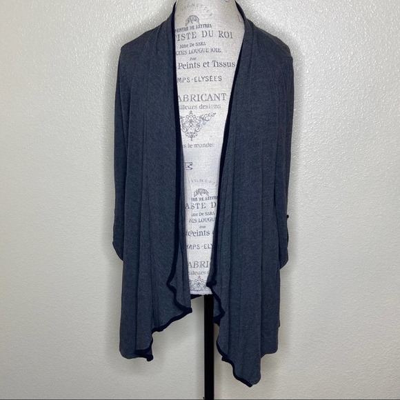 Ava James Handkerchief Hem Cardigan In Gray Women's Small - Picture 8 of 8